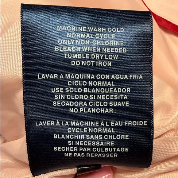 Tommy Hilfiger Light Pink Cabin core Outerwear Quilted Vest - Picture 7 of 7